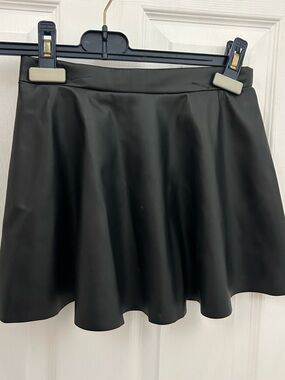H&M Faux Leather Skirt, Sz 6-7